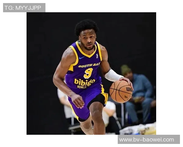 勇士新秀理查德表现亮眼布朗尼却难以发光发热的对比分析